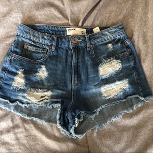 Garage festival short